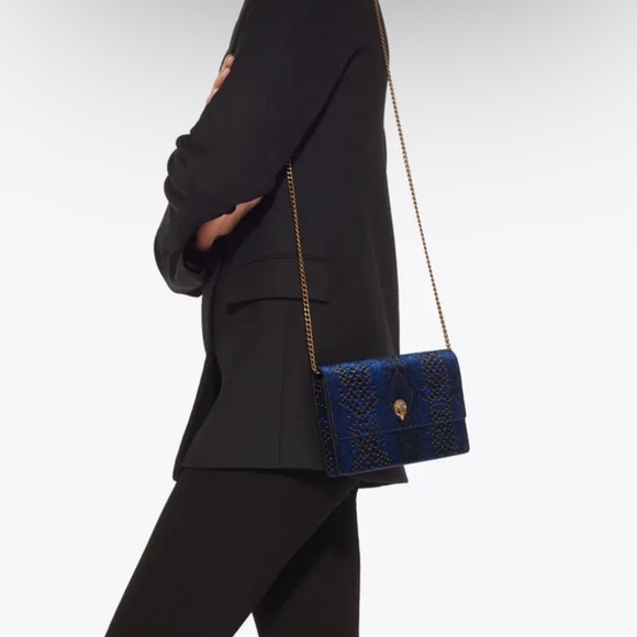 Kurt Geiger Snake-Effect Chain Crossbody Bag in Navy Blue - Picture 8 of 9